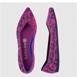 Rothy's The Point Fuchsia Navy Snake Retired Women’s
